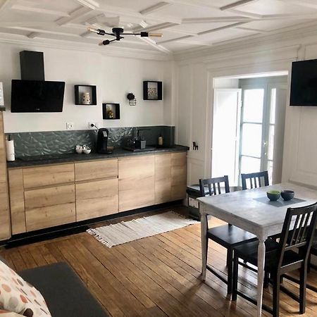 Le Garengeot - Wifi - Centre Ville - Property Rental Nm Vitré Dış mekan fotoğraf